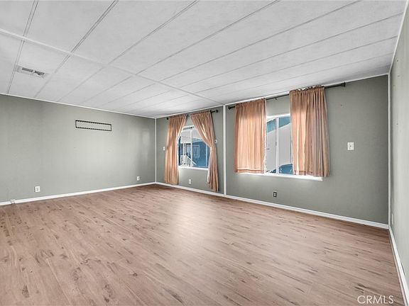 4th image of 716 N Grand Ave Trlr D7