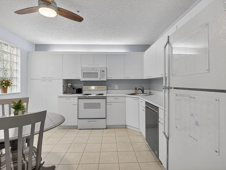5155 Europa Dr #M — Photo 11