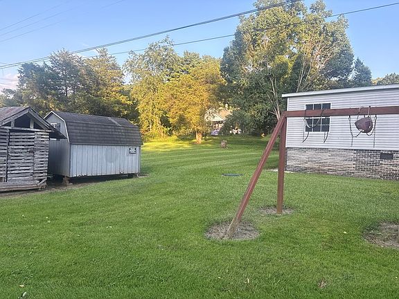 2nd image of 2174 Castleton Rd