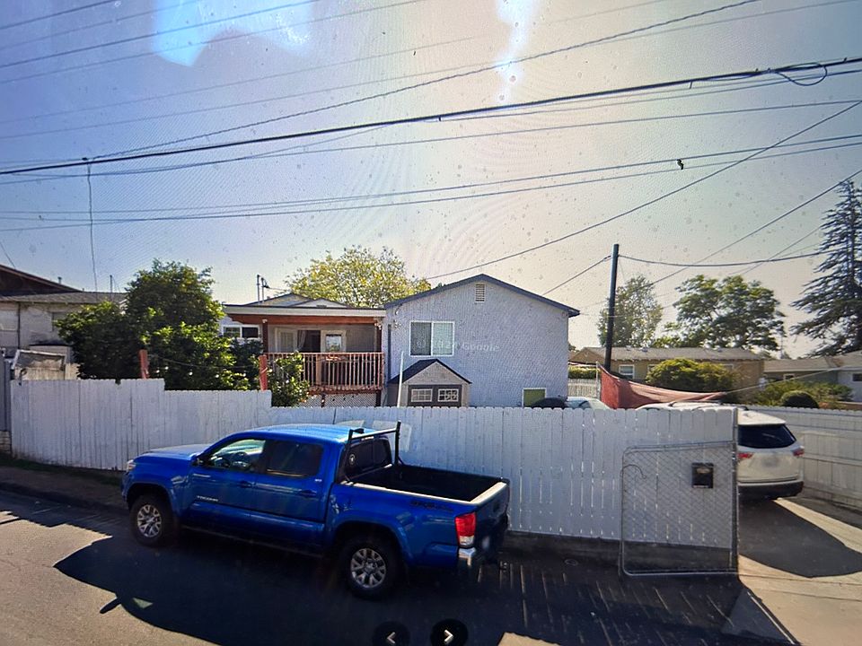 1st image of 2130 Dayton Dr
