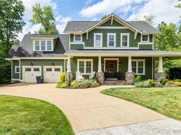 1300 Baltrey Ln, Midlothian, VA 23112
