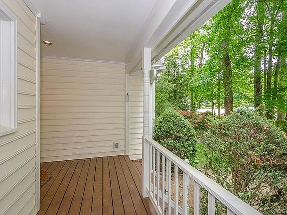 5th image of 1406 Laurel Top Dr