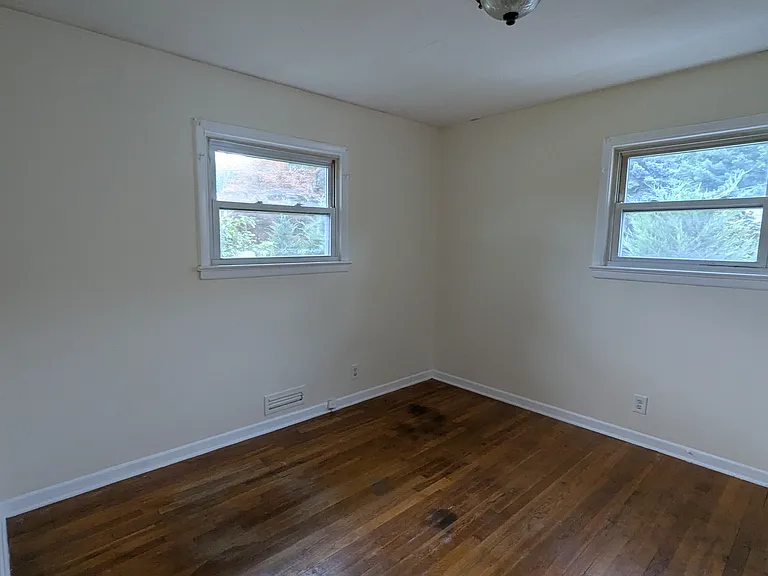 78 Water St — Photo 3