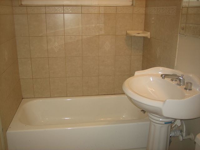 1st image of 2111 Laurelei Ave