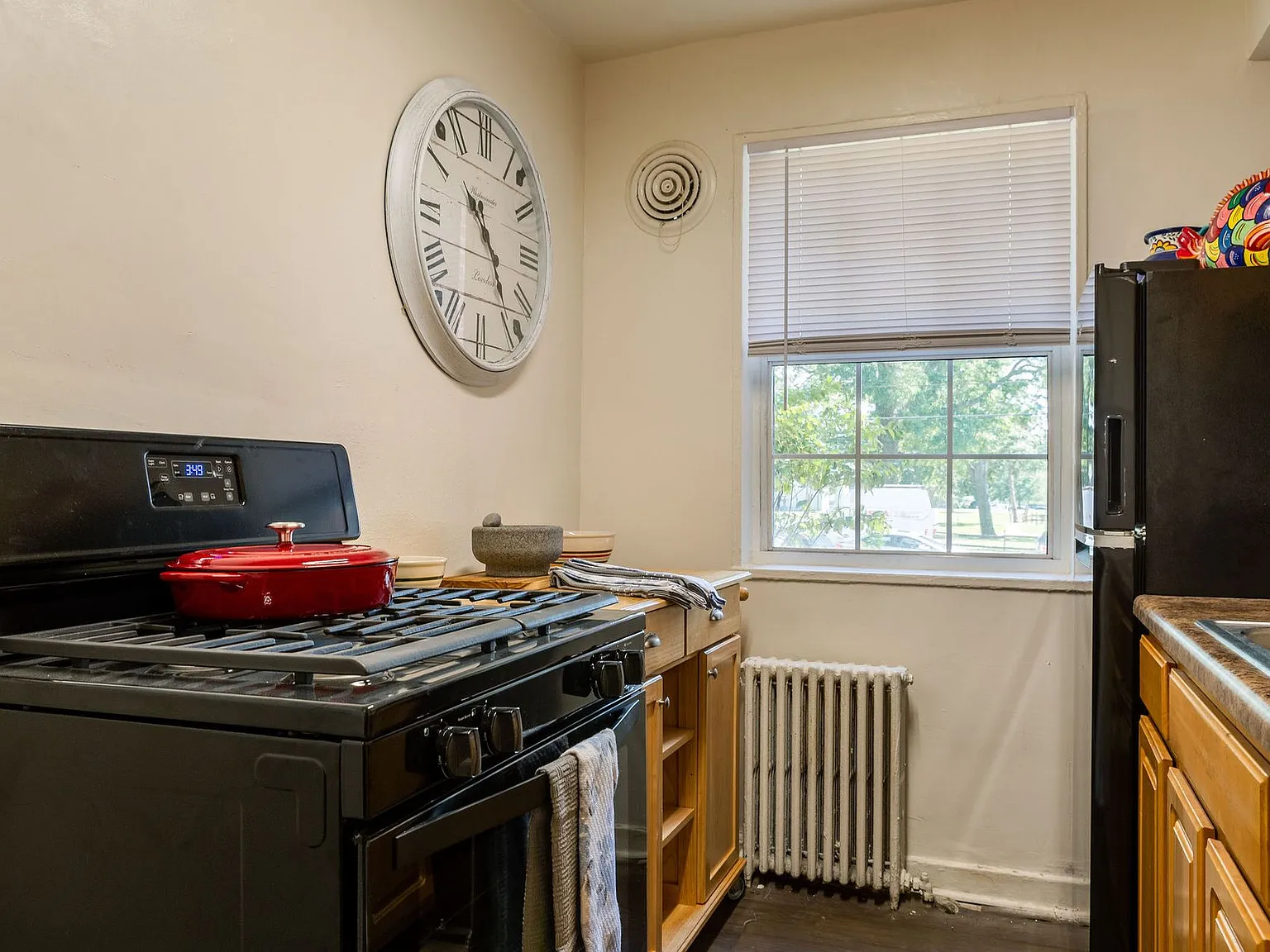 Vista Gardens Apartments — Photo 4