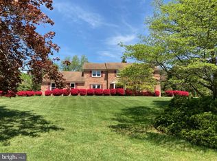 32 Hillstream Rd, Newark, DE 19711