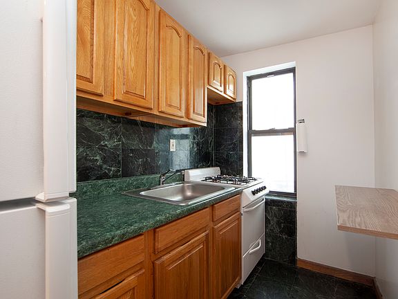 4th image of 51 1st Ave APT 9