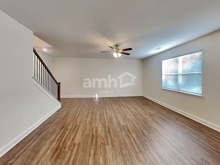 436 Charity Ln — Photo 6