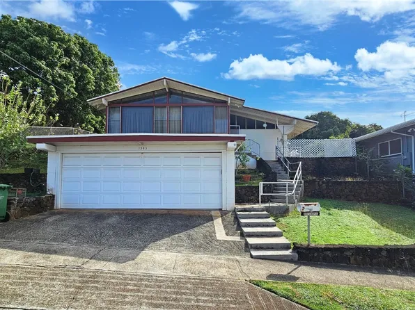 1343 Ainapua St, Honolulu, HI 96819