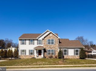 5988 Camden Dr, Harrisburg, PA 17112