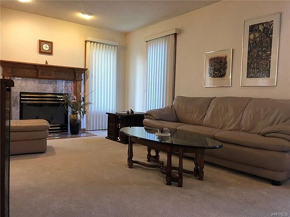 5th image of 32 Pineview Ct