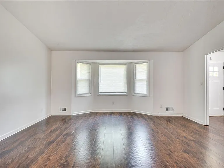 597 Field Cliff Dr — Photo 14