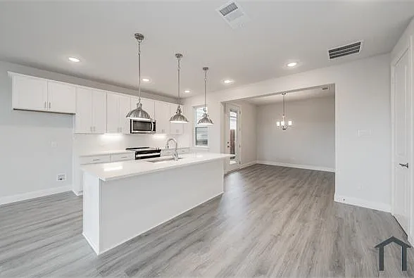 9609 Thorncrown Ln — Photo 24