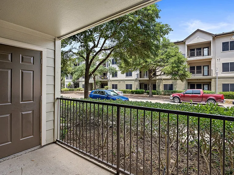 Artisan Apartments & Shops
