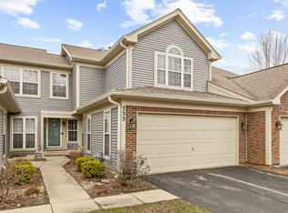 733 Bent Ridge Ln, Elgin, IL 60120