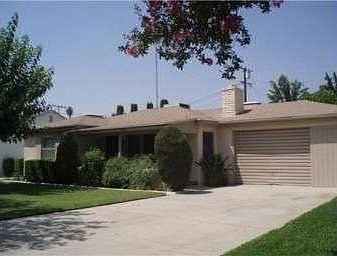 1st image of 550 Country Club Ln
