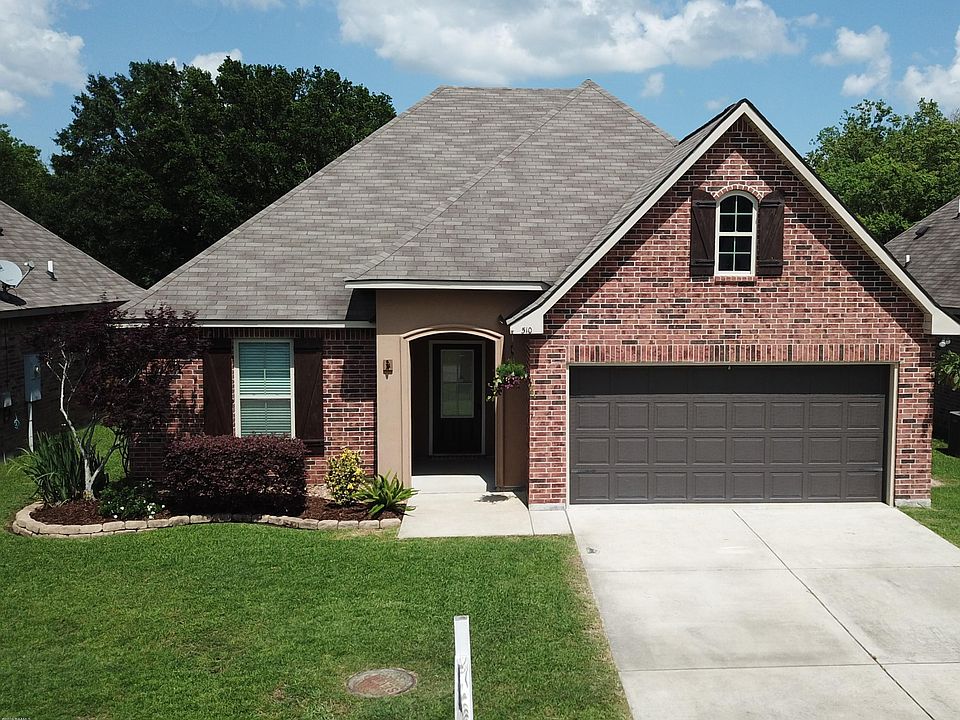1st image of 510 Magnolia Knee Dr