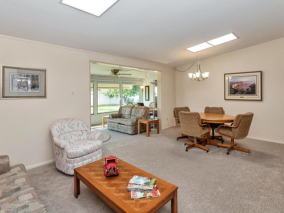 3rd image of 10841 W Windsor Dr