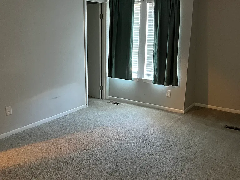 5809 N Cherokee Cluster — Photo 5