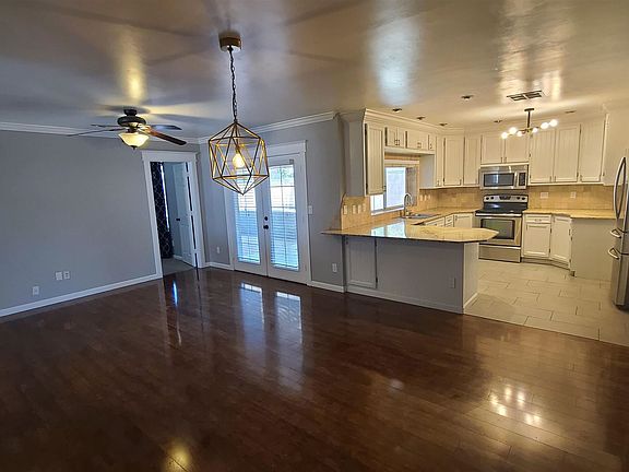 2nd image of 3511 E Emelita Ave