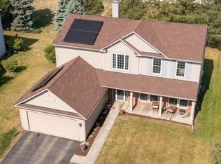 195 Honeysuckle St, Bolingbrook, IL 60490