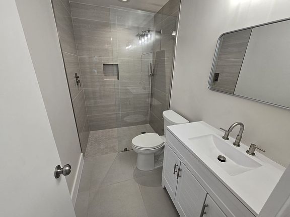 4th image of 18765 Candlewick Dr