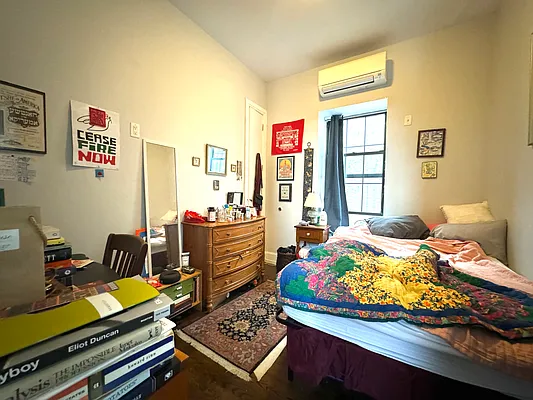 Rented by Pear NYC LLC | media 17