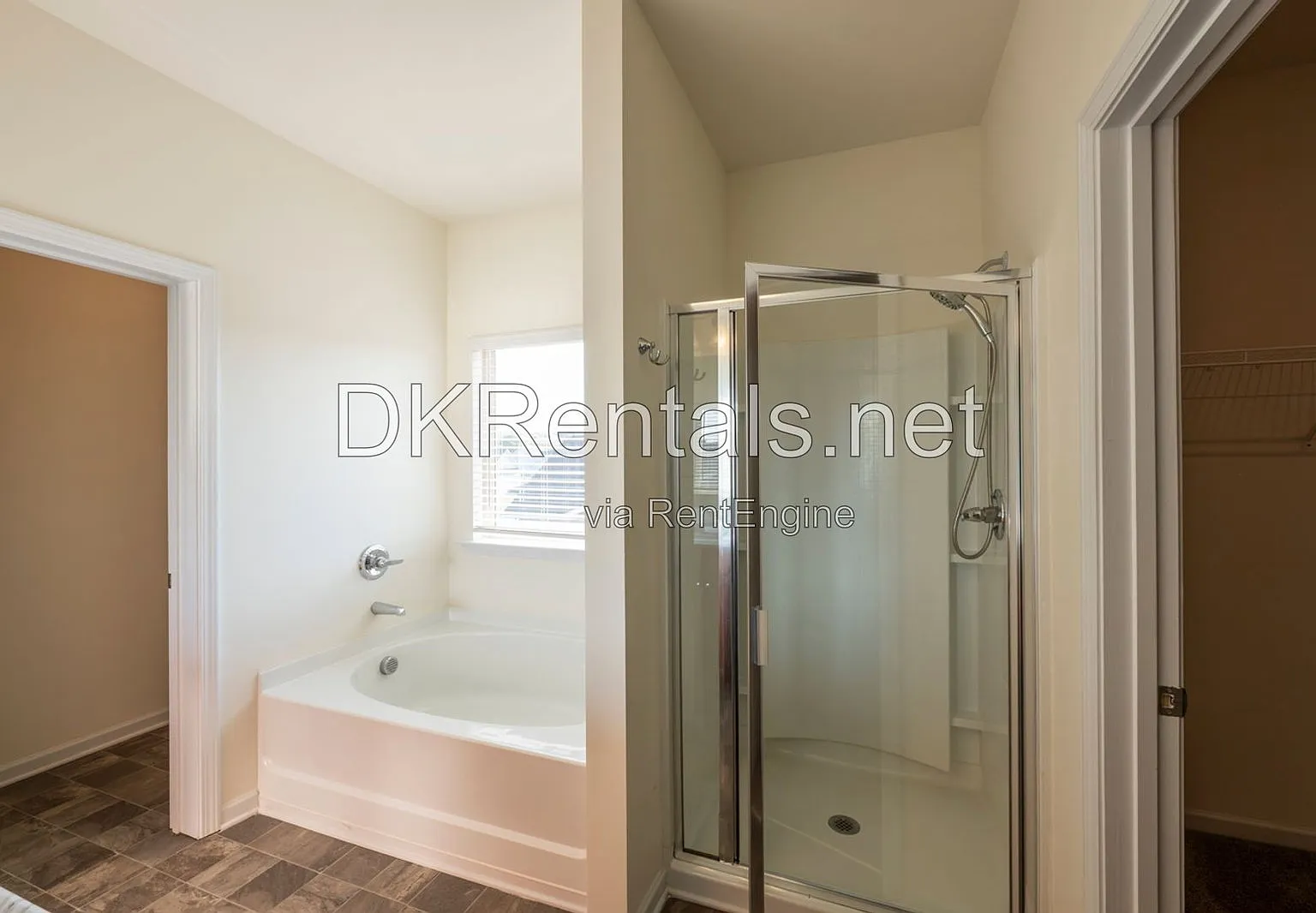 4 bed, 2.5 bath, 2328 sqft, $2,175 — Photo 3