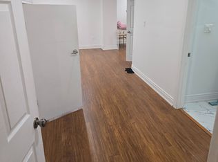 6399 Seaver Rd, Mississauga, ON L5V 2J2