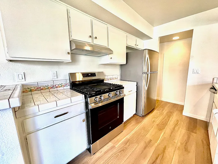 5958 E Naples Plz #NA — Photo 26