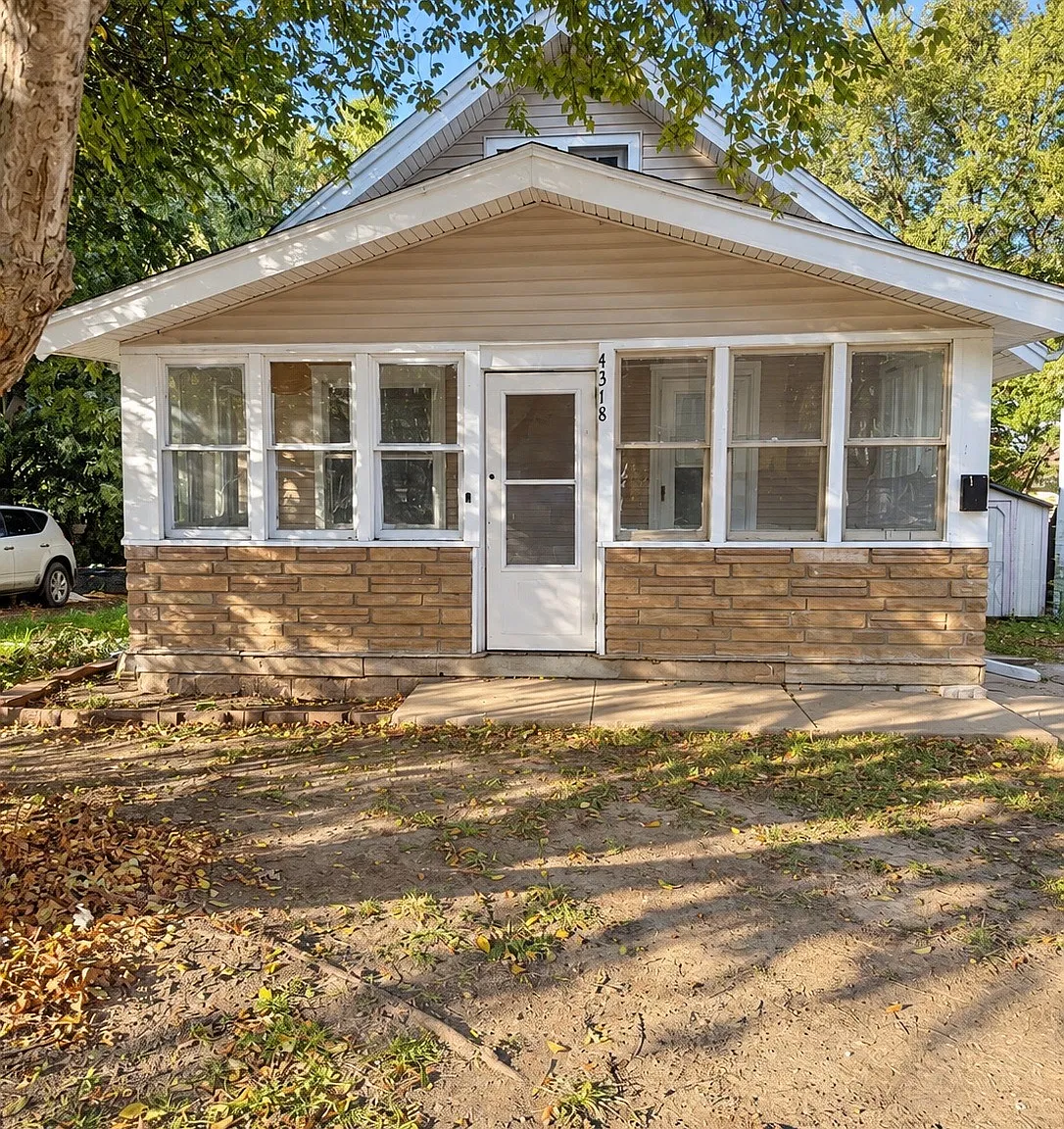 4 bed, 2.0 bath, $1,250 — Photo 2