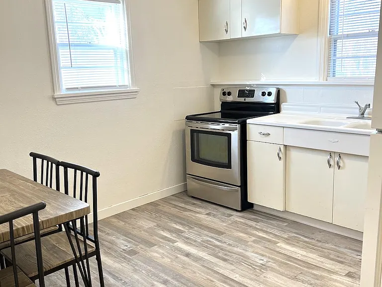620 27th St N #620 — Photo 9