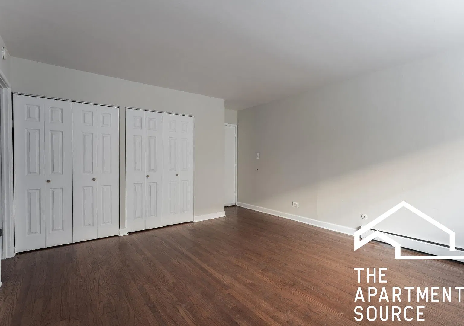 5917 N Kenmore Ave — Photo 3