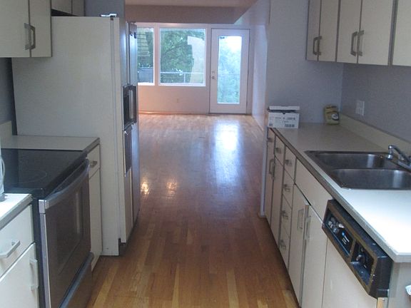 4th image of 5007 Shattuc Ave