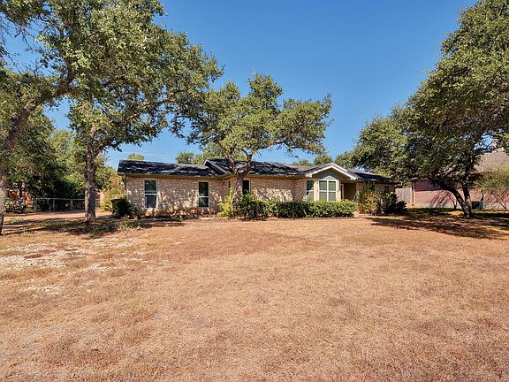 5th image of 1207 Oakwood Dr