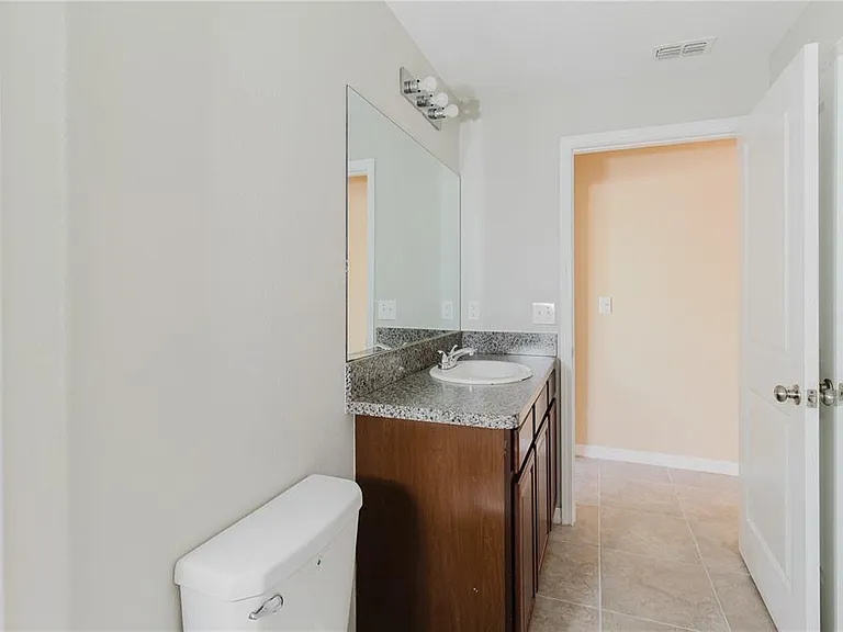 304 Cascade Bend Dr — Photo 47