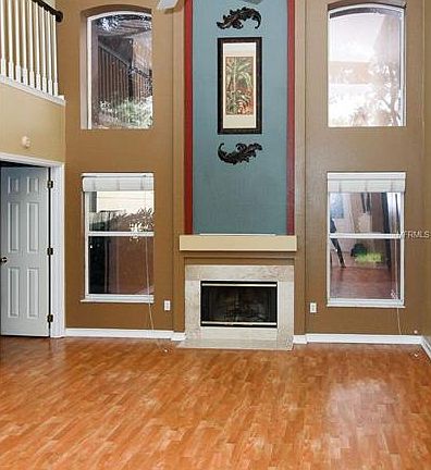 3rd image of 663 Regina Ln