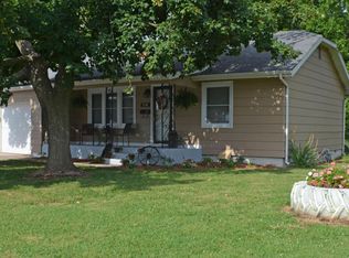 814 S Landrum St, Mount Vernon, MO 65712