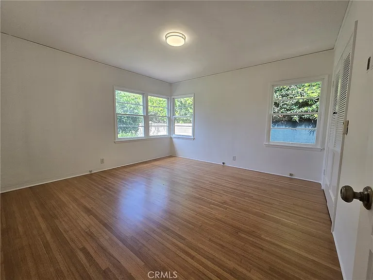 240 Euclid St — Photo 20