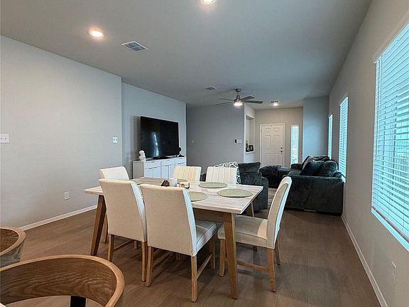 5th image of 11917 Murano Dr