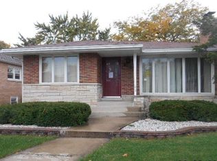 9538 S Clifton Park Ave, Evergreen Park, IL 60805
