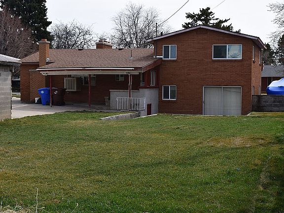 Covered back patio