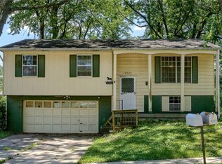 18005 E 18th Ter N, Independence, MO 64058