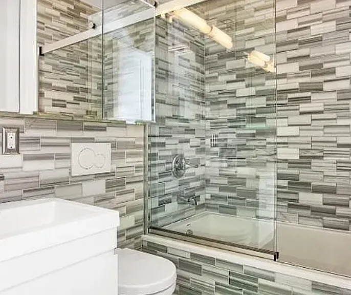 939 2nd Ave #3 — Photo 3