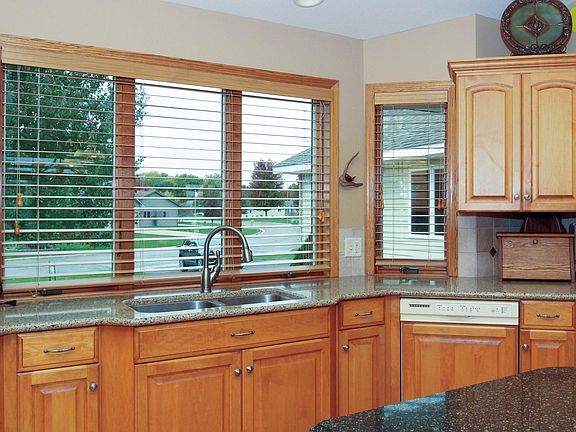 3rd image of 1803 14th St SW