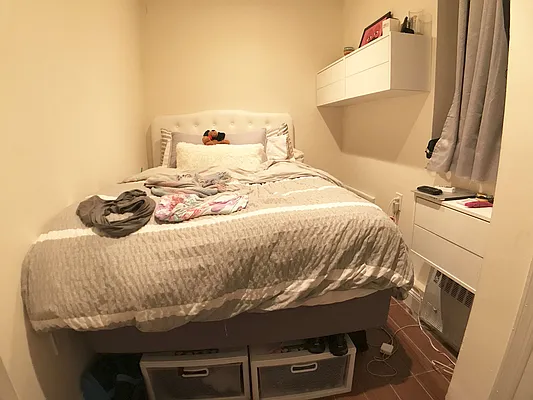 Rented by Kahen Properties | media 16