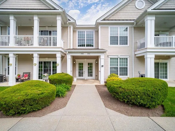 1909 Saratoga Lane, Fishkill, NY 12524