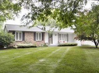 2430 Fairgrove St, Kalamazoo, MI 49009