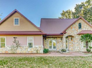 258 Crest Ln, Onalaska, TX 77360