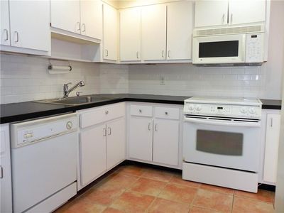 4350 Hillcrest Dr APT 615, Hollywood, FL, 33021